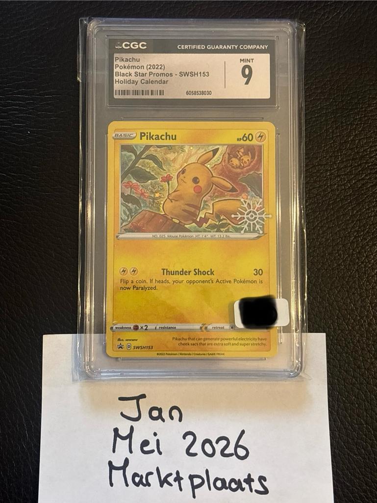 Pikachu Pokémon Kaart CGC 9 MINT SWSH153 Holiday Calendar, Ophalen of Verzenden, Zo goed als nieuw, Losse kaart