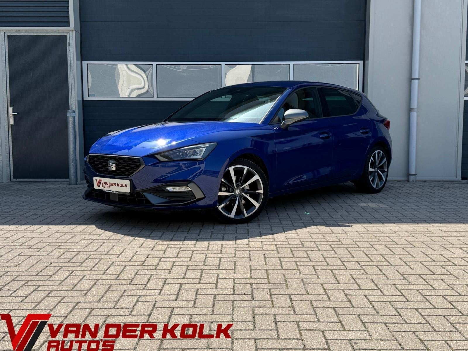 Seat Leon 1.5 eTSI FR | Digital Cockpit | LED | Sfeerverlich, Auto's, 1272 kg, 680 kg, 4 cilinders, 150 pk