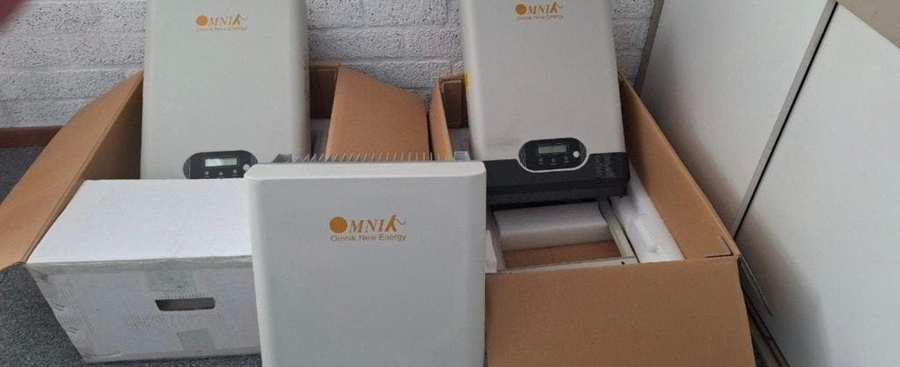 Omniksol-5K-TL en Omniksol-4K-TL omvormers, Ophalen, Gebruikt