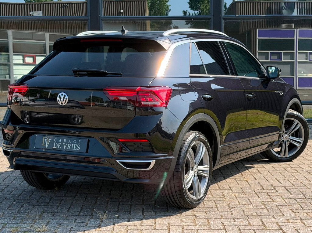 Volkswagen T-Roc 1.5 TSI DSG Sport R-Line Virtual ACC Full O, Auto's, Volkswagen, Zwart, 4 cilinders, 150 pk, Origineel Nederlands