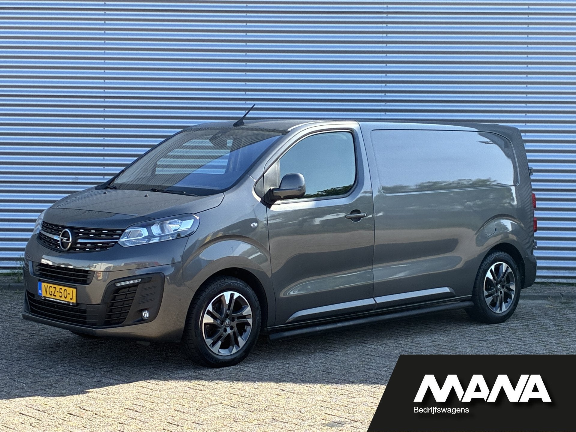 Opel Vivaro 2.0 CDTI L2H1 Automaat Cruise Camera Airco, Gebruikt, Euro 6, 4 cilinders, 122 pk