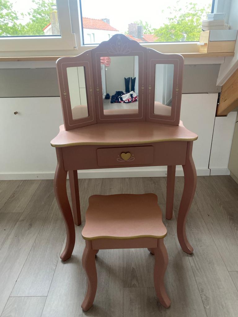Kaptafel met krukje - Roze met gouden accenten, Ophalen, Zo goed als nieuw, Tafel(s) en Stoel(en)