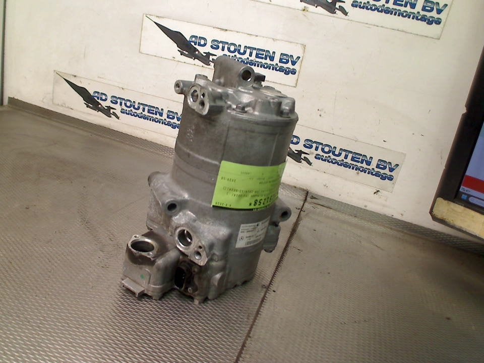 Airco Pomp Mercedes-Benz CLA (118.3) 2020 A0008302201, Gebruikt, Mercedes-Benz AG, Mercedes-Benz, Mercedesstraße 120, Stuttgart 70372, , Duitsland