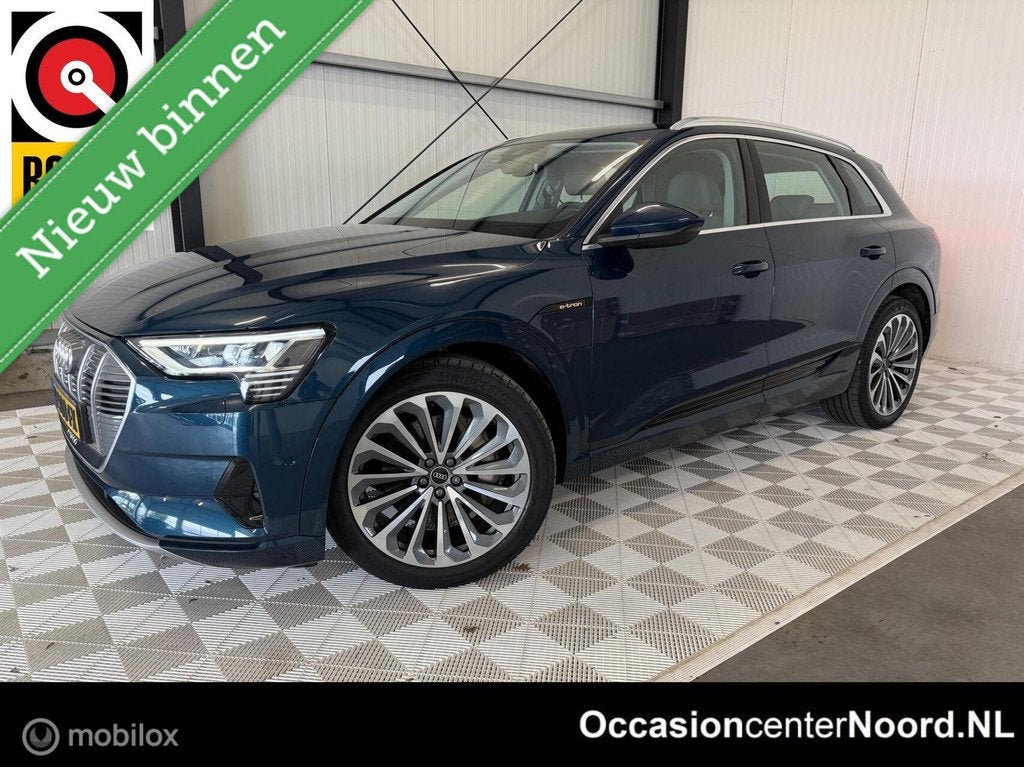 Audi e-tron 50 quattro Business edition Plus 71 kWh, Auto's, Audi, Automaat, 71 kWh, Blauw, Vierwielaandrijving