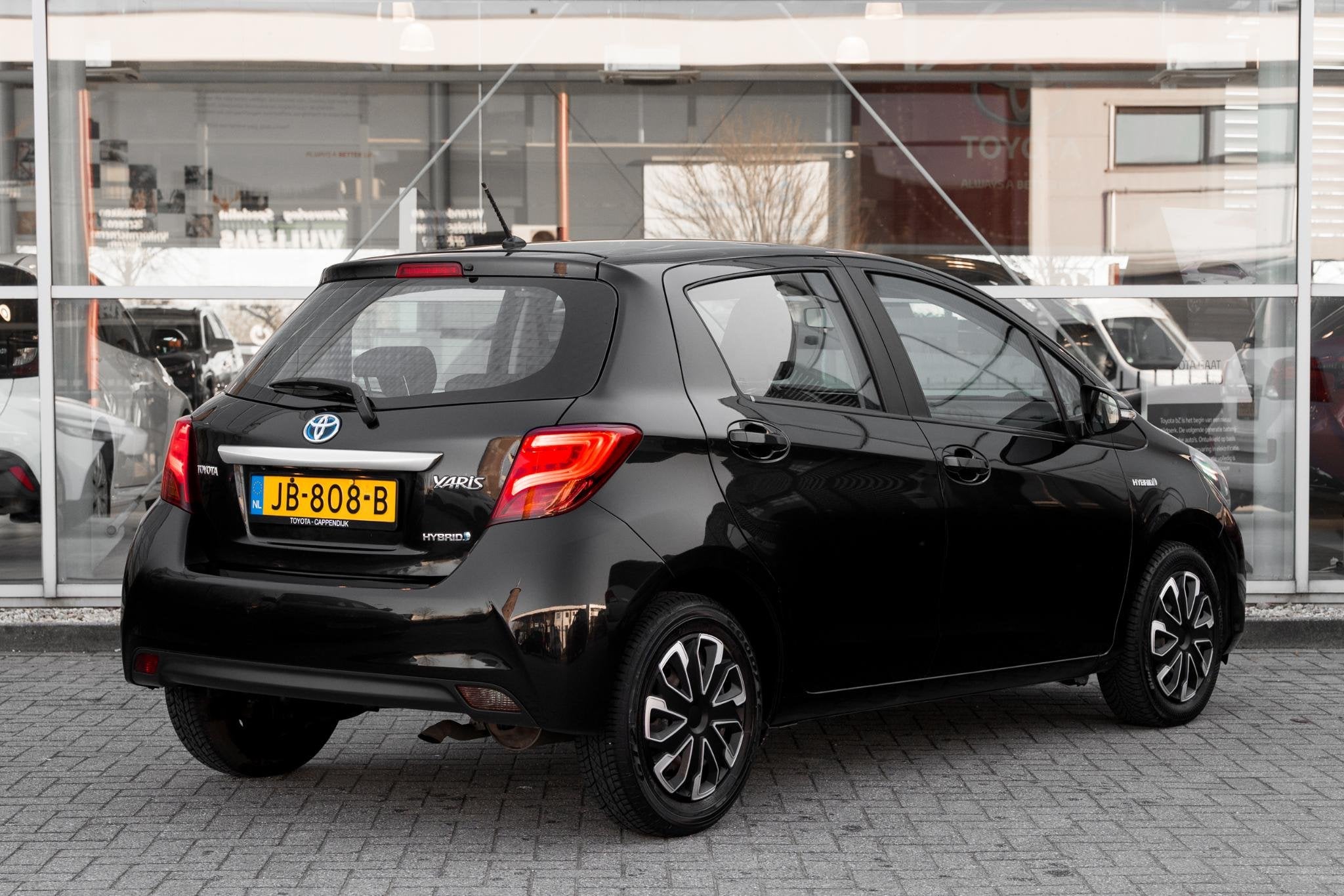 Toyota Yaris 1.5 Hybrid Aspiration, Auto's, Gebruikt, Euro 6, 4 cilinders, Origineel Nederlands