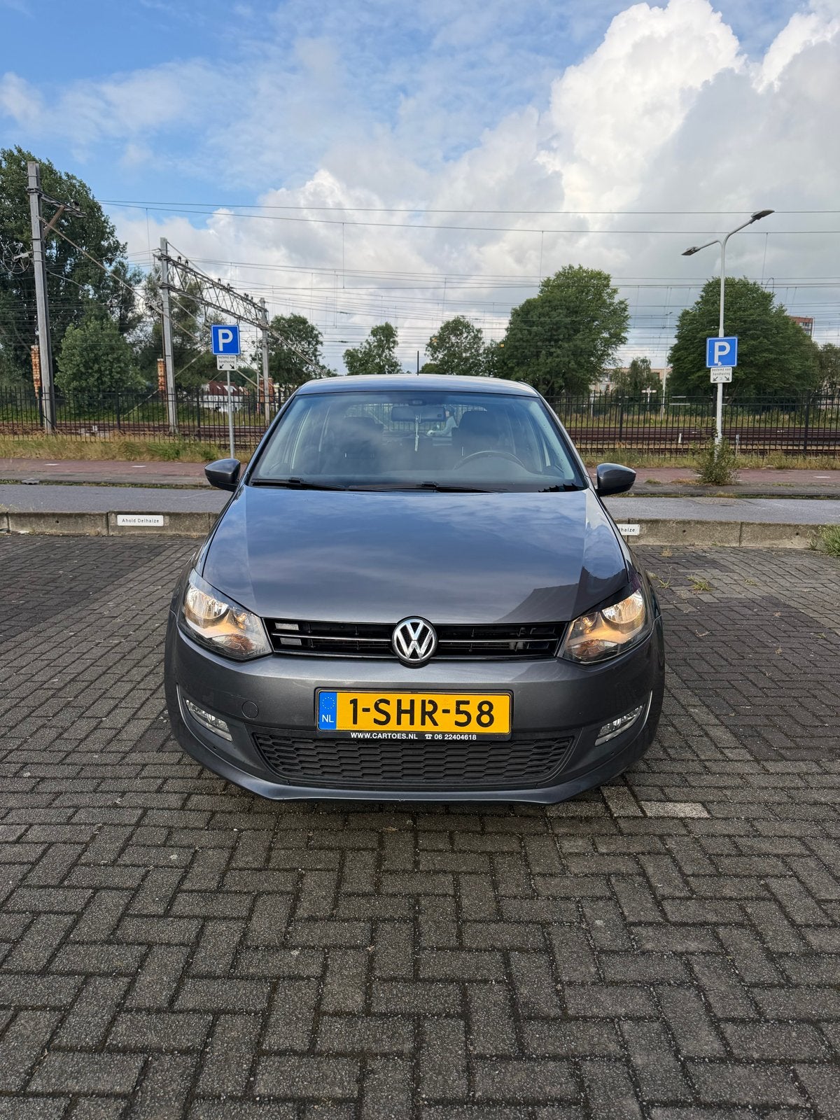 Volkswagen Polo 1.2 TSI 66KW 2013 Grijs, Voorwielaandrijving, 40 €/maand, 4 cilinders, Origineel Nederlands