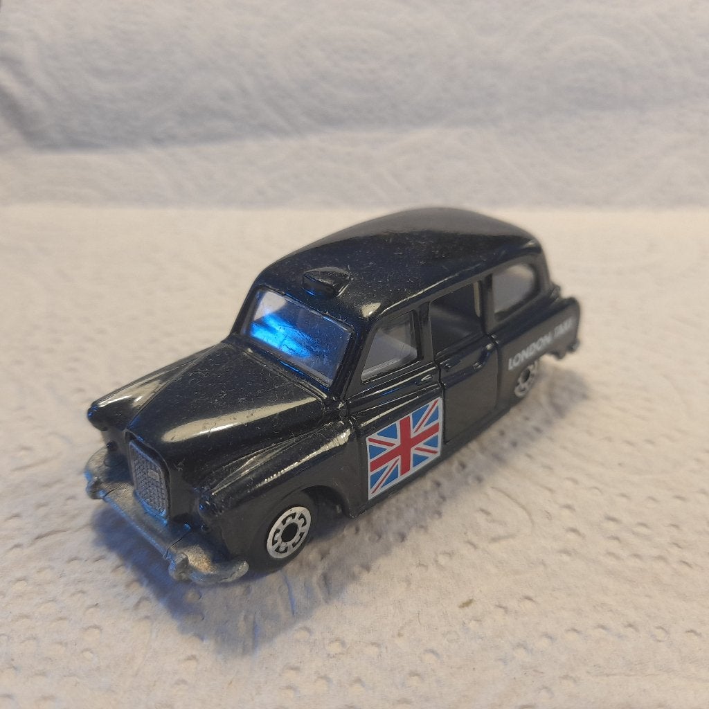 Matchbox Austin London Taxi metal base, Ophalen of Verzenden, Zo goed als nieuw, Auto
