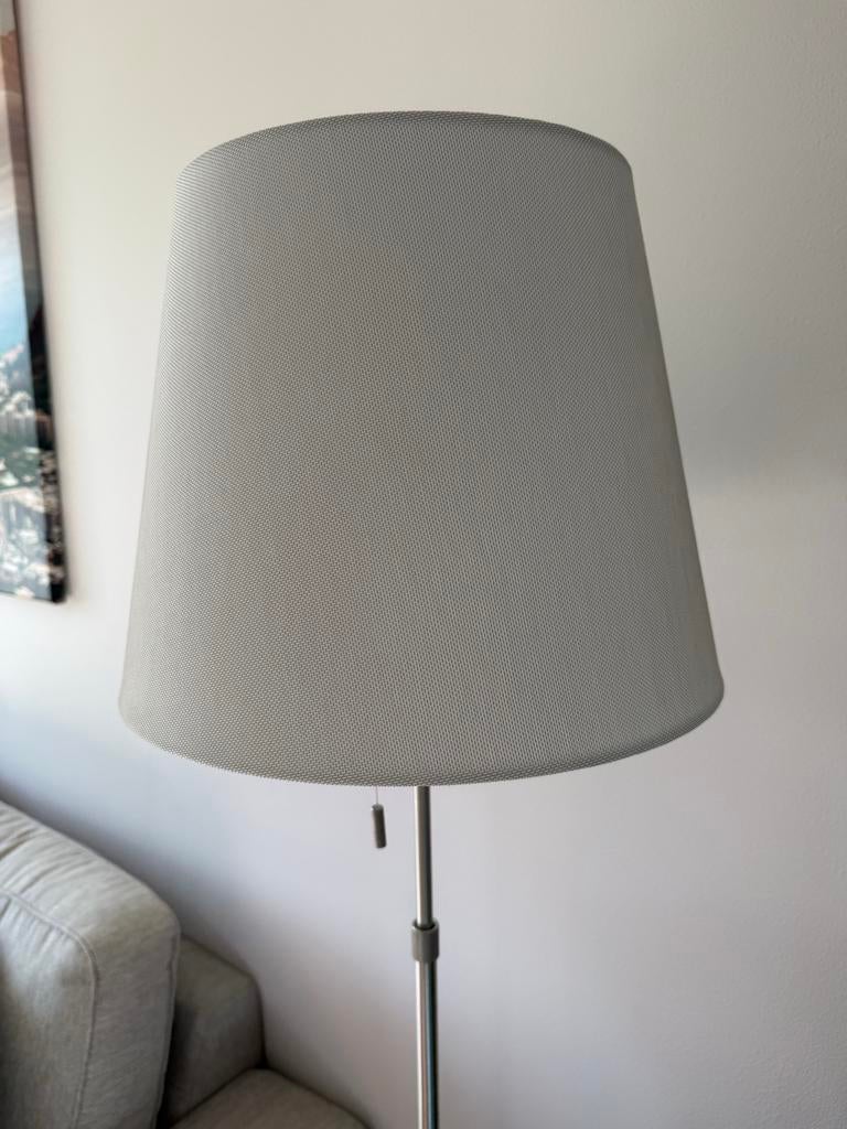 Moderne Vloerlamp - NIEUWSTAAT, Ophalen, Nieuw, Metaal, 150 tot 200 cm
