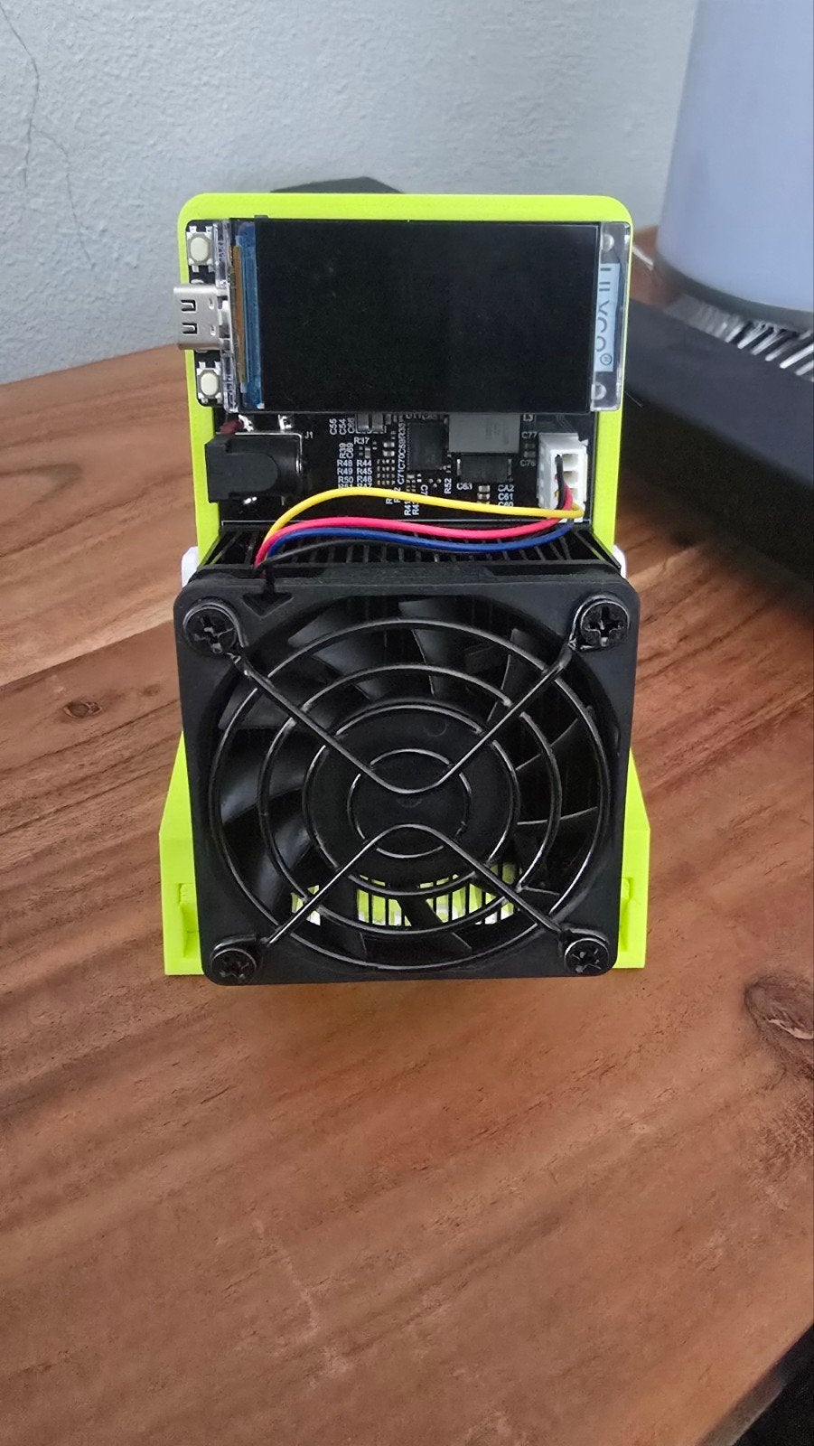Hammer DC02 crypto miner, Ophalen of Verzenden, Zo goed als nieuw