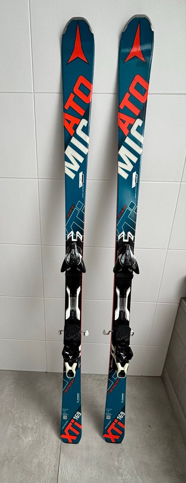 Atomic Redster XT ski's 169 cm +XT 12bindingen + evt stokken, Ophalen, 160 tot 180 cm, Gebruikt, Carve