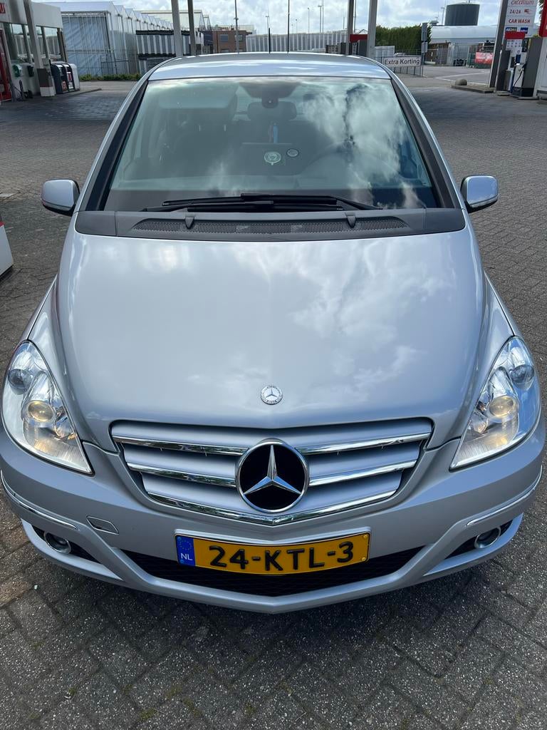 Mercedes-Benz B-Klasse 1.5 B160 5DRS 2010 Grijs, Auto's, Mercedes-Benz, Voorwielaandrijving, Euro 5, 1498 cc, Zwart