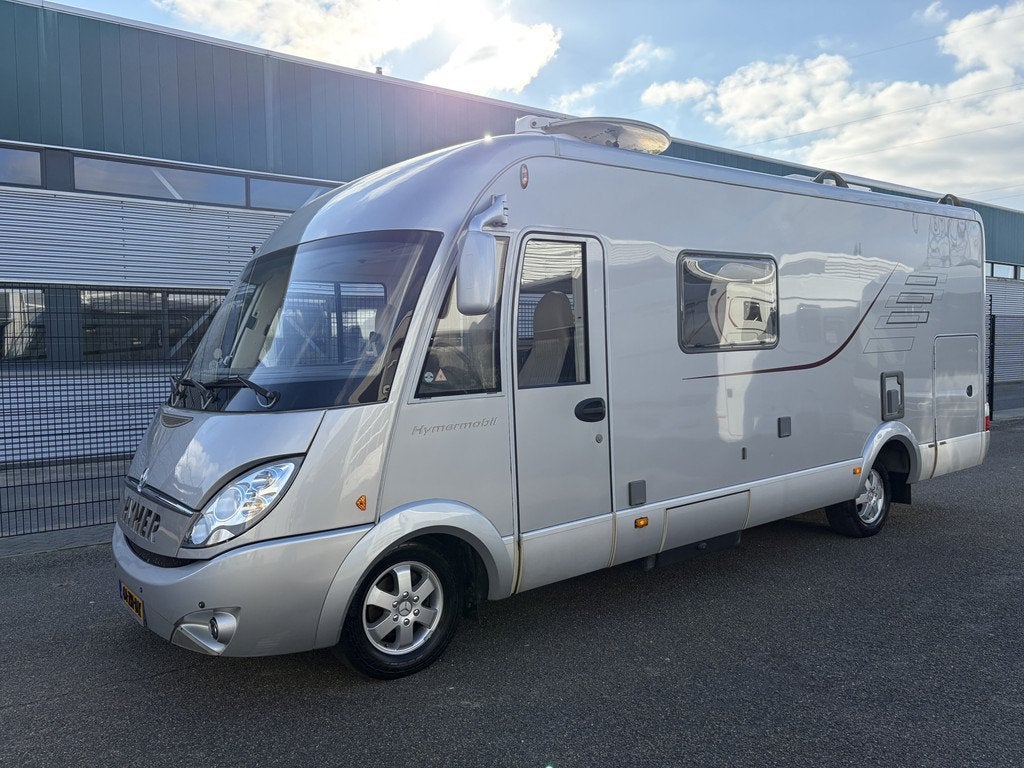 Hymer B 660 SL Mercedes 3.0 V6 184pk Aut Luchtvering extra W, Caravans en Kamperen, Galliersweg 39
5349AT  OSS, NL, 7 tot 8 meter