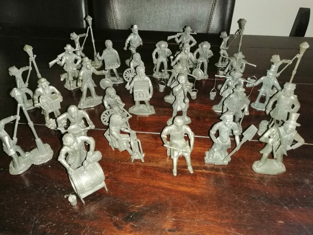 Verschillende tinnen beeldjes. Prijs €8 p.st., Ophalen of Verzenden