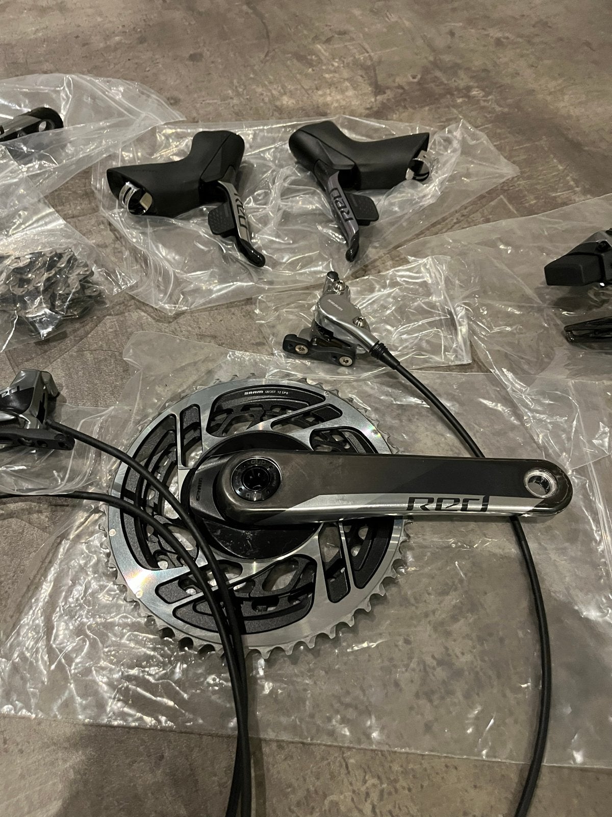 SRAM RED eTap AXS Groepset - Nieuw in verpakking, Fietsen en Brommers, Fietsonderdelen, Nieuw, Ophalen of Verzenden, Derailleur of Ketting