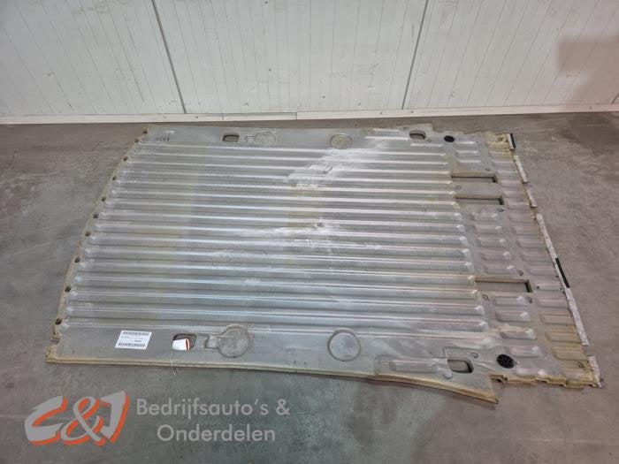 Vloerbedekking van een Volkswagen Caddy, Gebruikt, -, Volkswagen, -