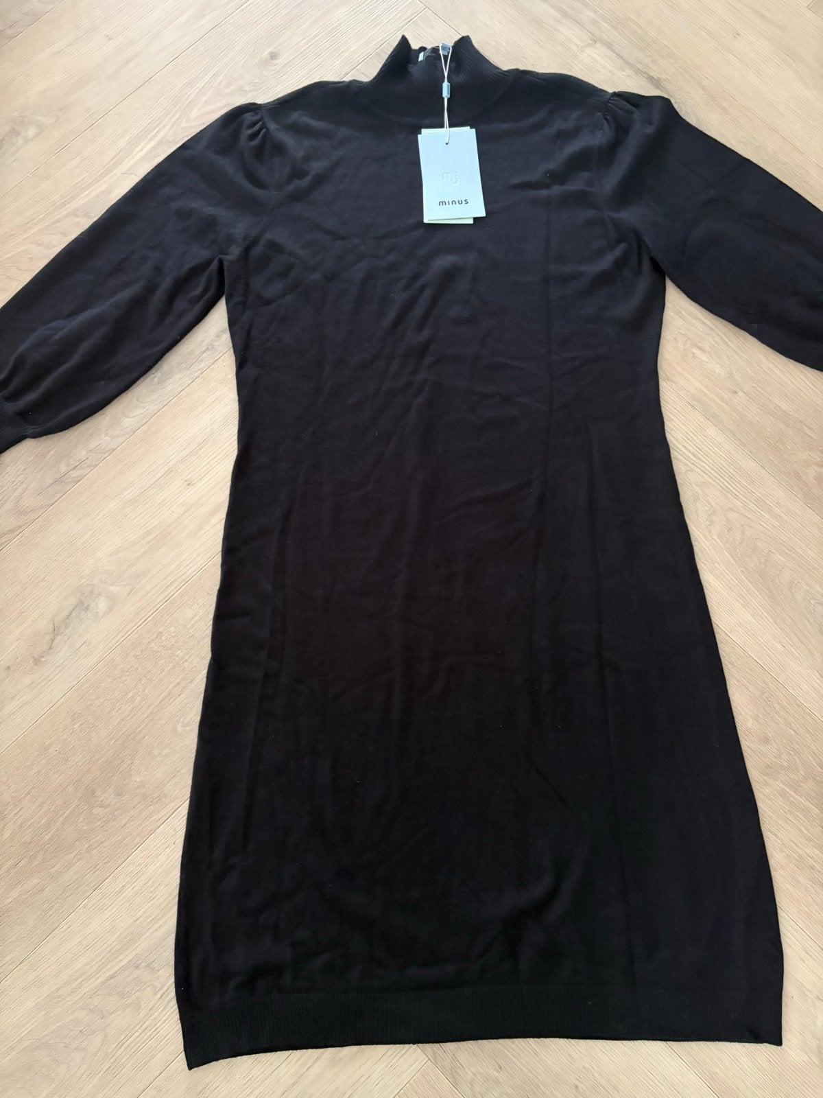Minus jurk - Zwart - Nieuw met kaartjes, Kleding | Dames, Zwart, Maat 46/48 (XL) of groter, Nieuw, Ophalen of Verzenden