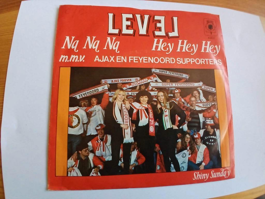 Level - Na Na Na Hey Hey Hey, Gebruikt, 7 inch, Single, Ophalen of Verzenden
