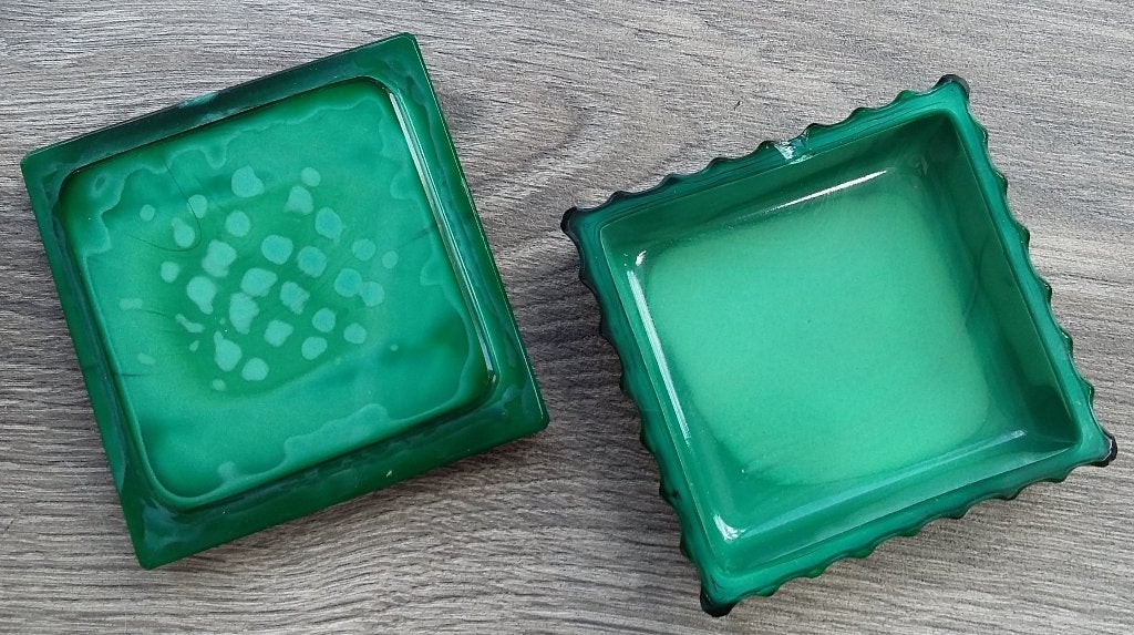 Omstreeks 1930 Art Deco Jugendstil Dekseldoos Malachiet Glas, Antiek en Kunst, Ophalen of Verzenden