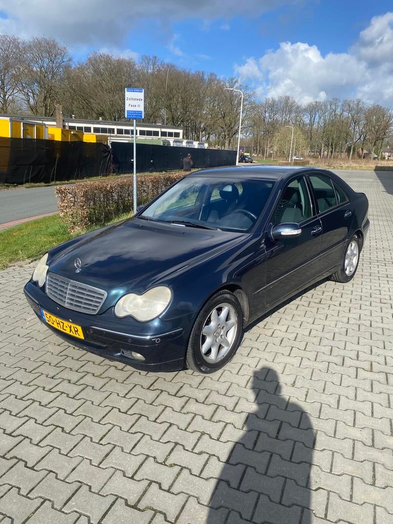 Mercedes-Benz C-Klasse 3.2 C320 Sedan AUT 2002 export handel, Automaat, 1465 kg, Zwart, Bedrijf