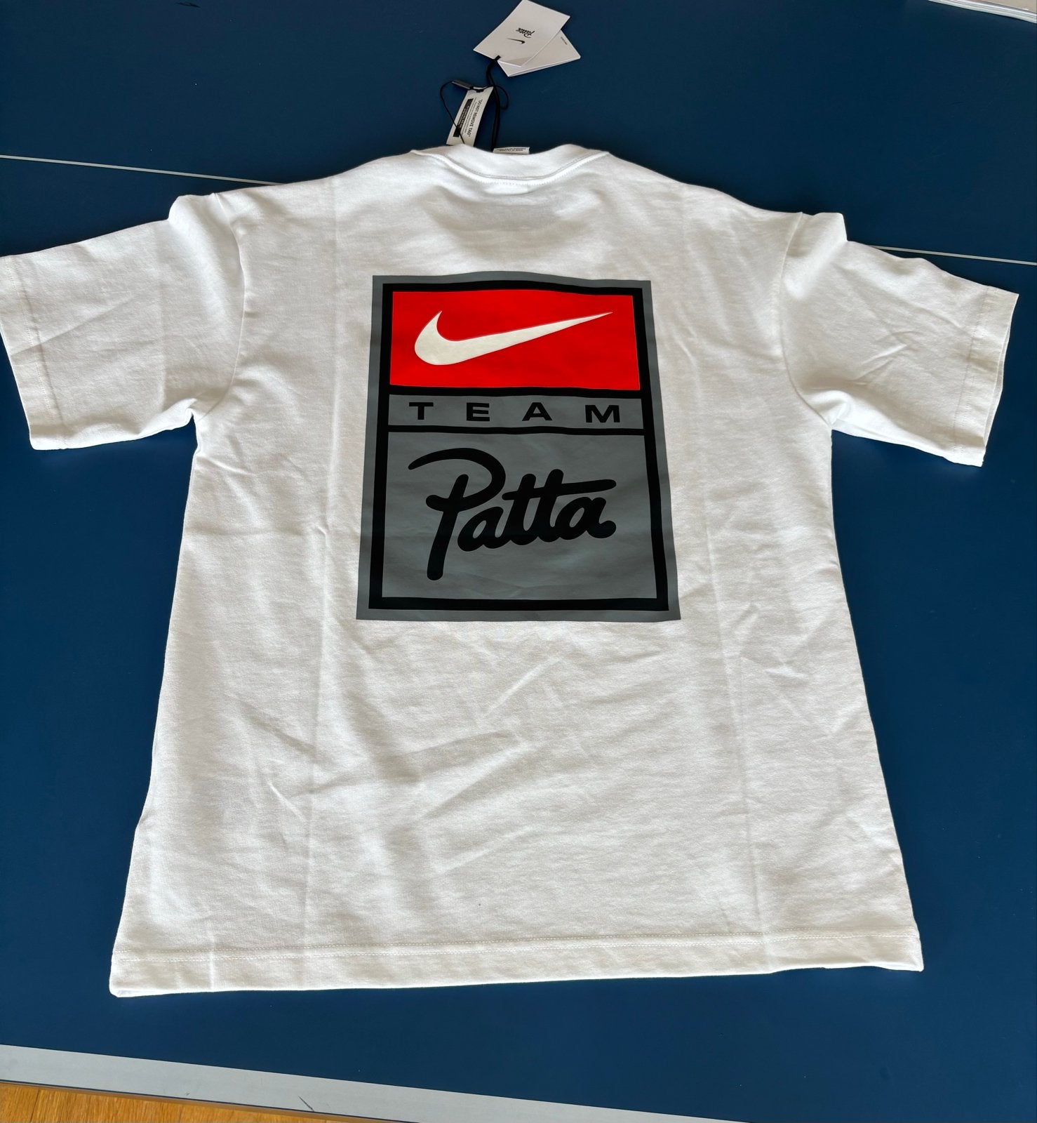 Nike X Patta Limited Edition T-shirt - Nieuw, Kleding | Heren, T-shirts, Ophalen, Nieuw, Maat 46 (S) of kleiner, Wit