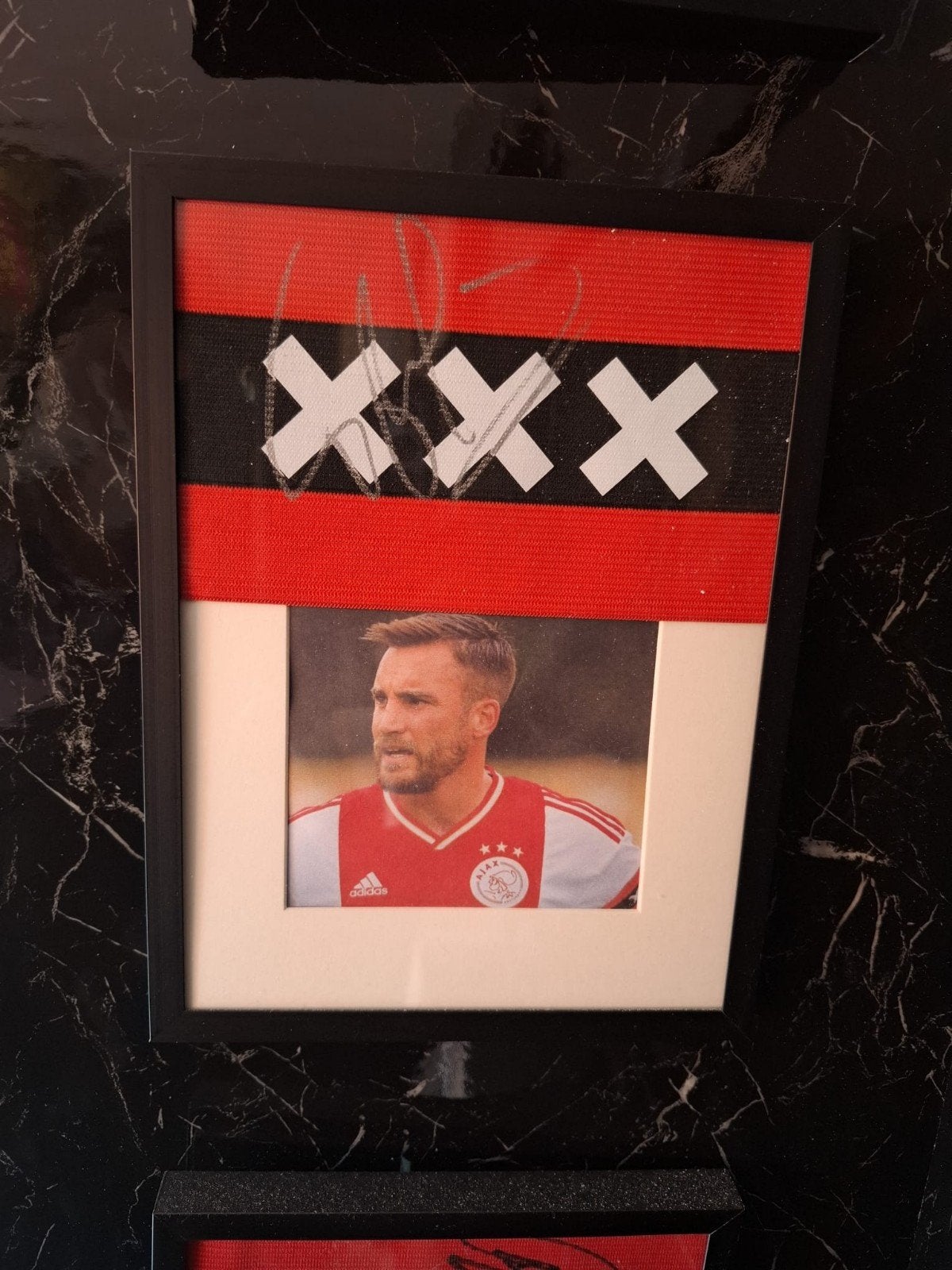 Gesigneerde ajax aanvoerdersband Tagliafico, Ophalen of Verzenden, Ajax, Shirt
