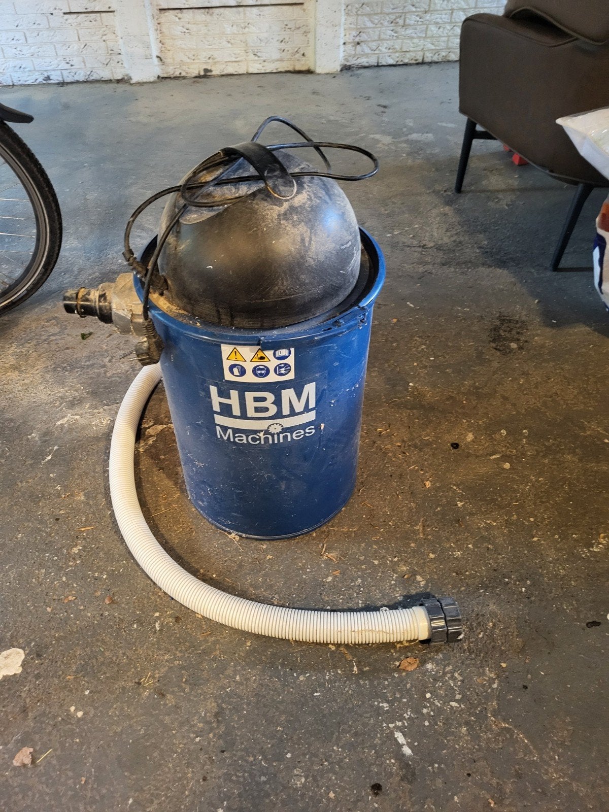 HBM 1100 Watt Stofafzuiginstallatie - Gebruikt, Gebruikt, Ophalen of Verzenden, Industriële stofzuiger, Minder dan 1200 watt
