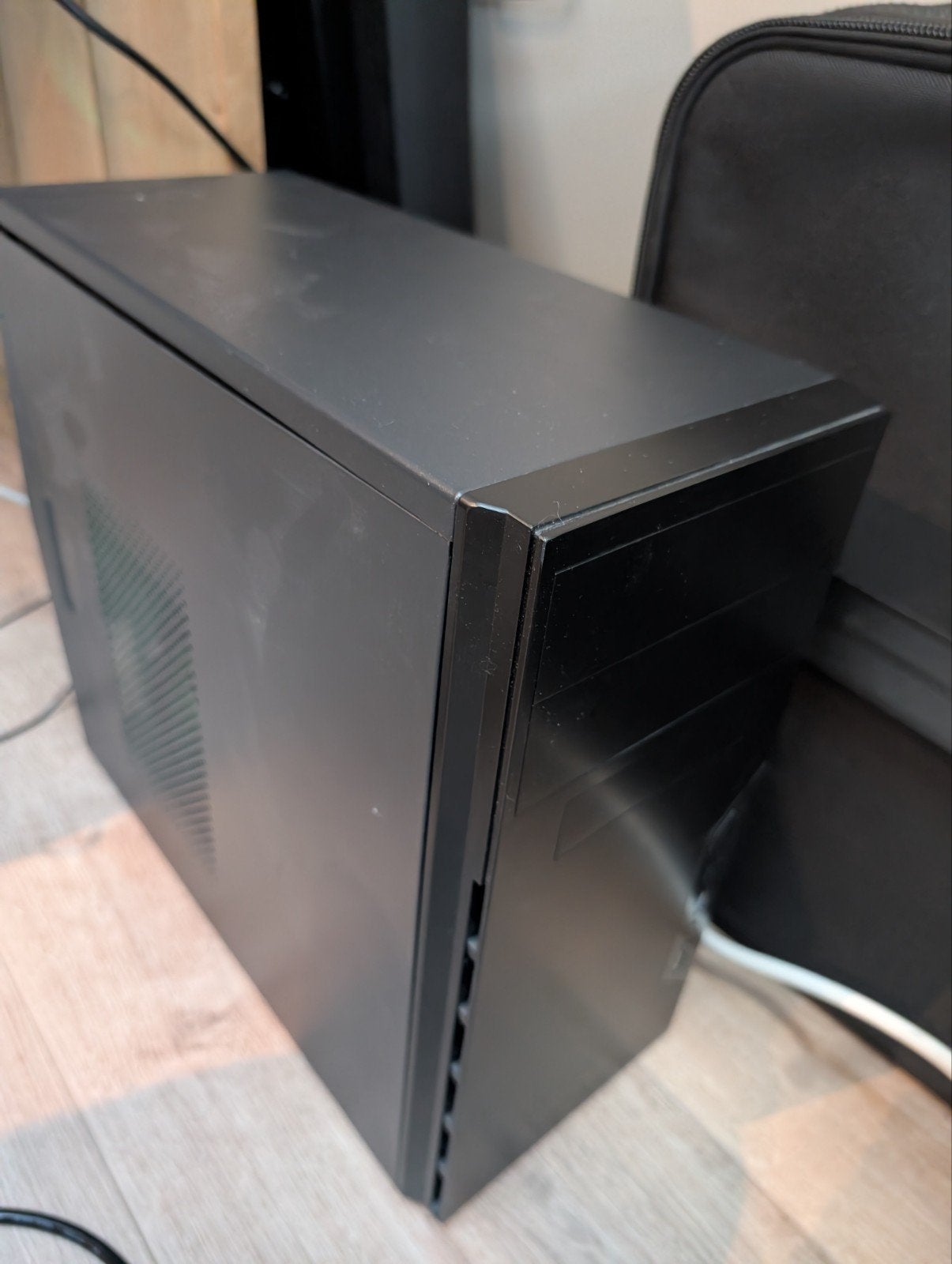 Gaming PC AMD Ryzen 7 3700X, 16GB RAM, 2TB HDD, 500GB SSD, Computers en Software, Desktop Pc's, Ophalen, 2.5 TB (2TB HDD + 500GB SSD)