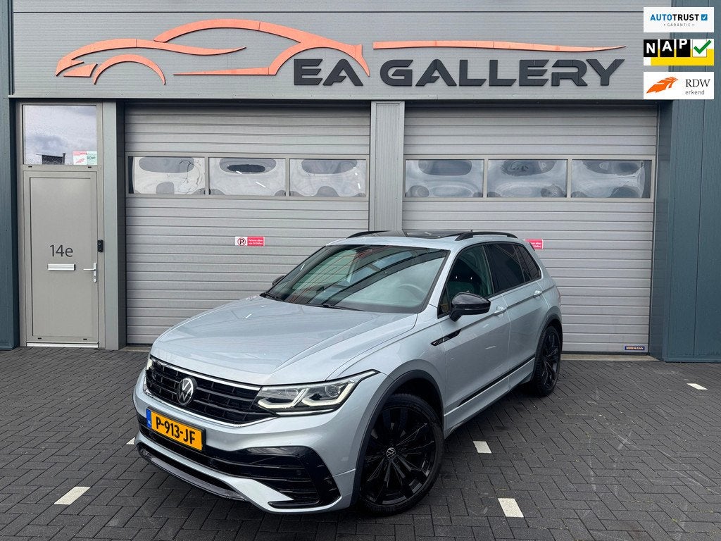 Volkswagen Tiguan 1.5 TSI R-Line Business+ Cruise NAP Pano, Auto's, Euro 6, 4 cilinders, Origineel Nederlands, SUV of Terreinwagen