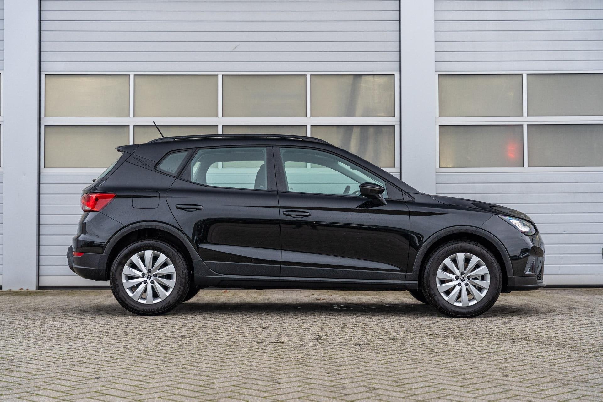 SEAT Arona 1.0 EcoTSI 95pk Reference | Apple Carplay/Android, Auto's, Voorwielaandrijving, 12 maanden, Stof, 95 pk