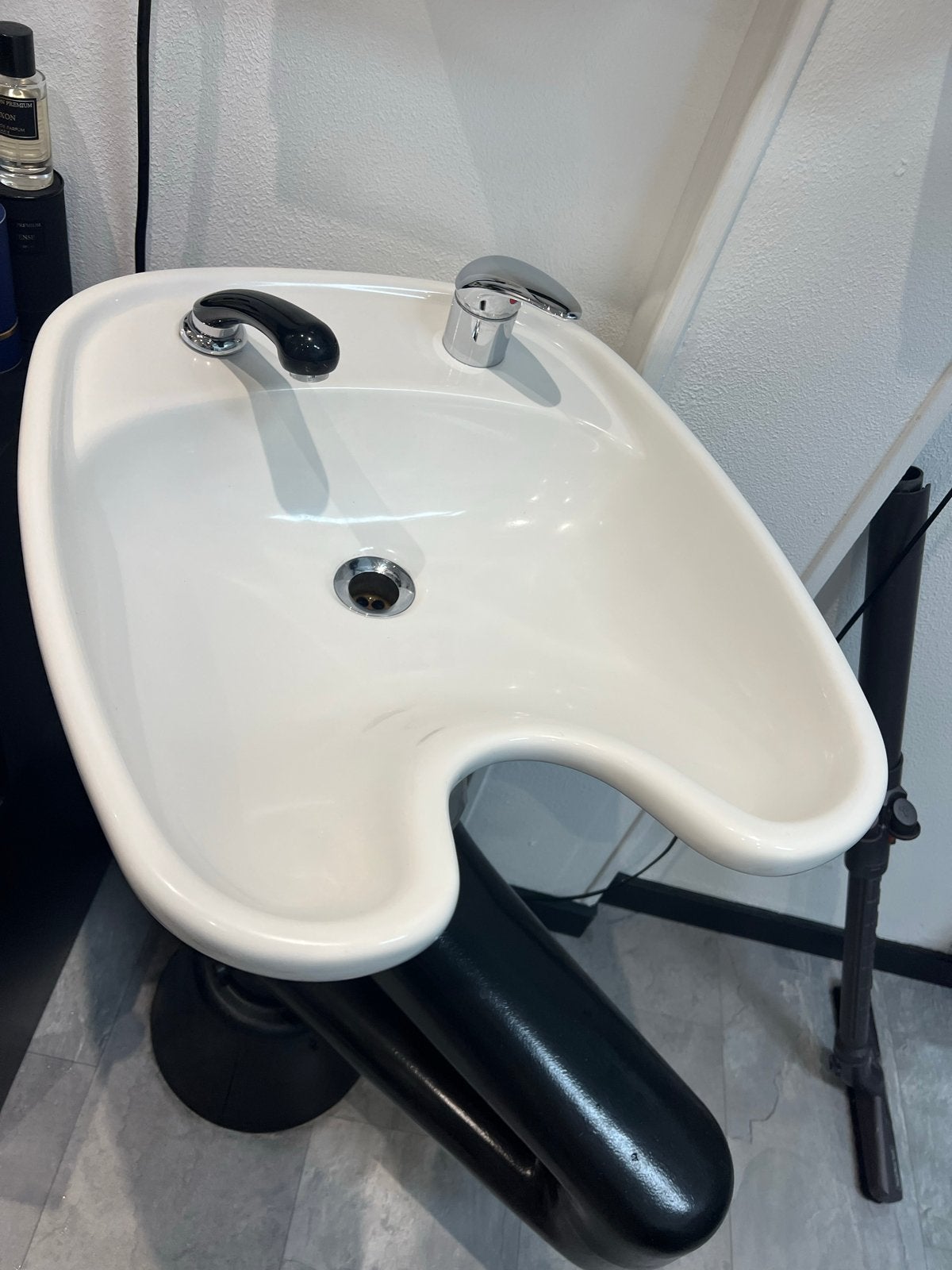 Zwenkarm wasbak kapper / barbier, Ophalen, Wastafel