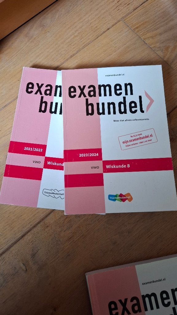 Examenbundels Wiskunde B VWO 2021 tm 2024, VWO, ThiemeMeulenhoff, Ophalen of Verzenden, Zo goed als nieuw
