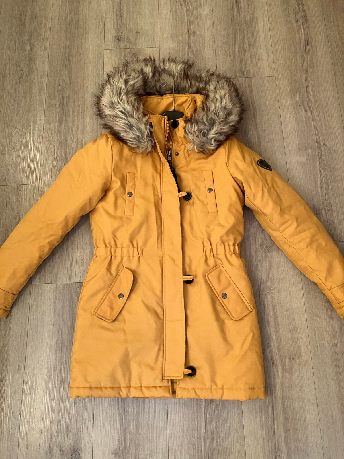 Gele winterjas Only met bontkraag, Ophalen of Verzenden, Zo goed als nieuw, Maat 36 (S), Geel