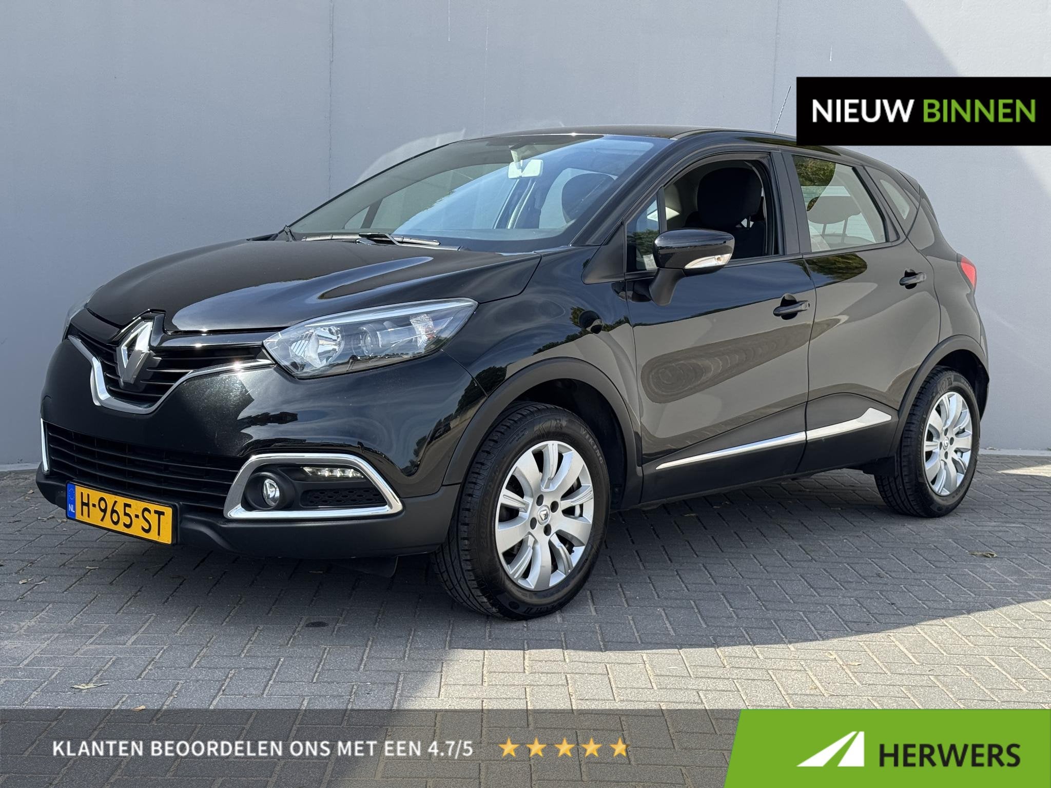 Renault Captur TCe 90 Expression / Navigatie / Trekhaak / Cr, Auto's, Voorwielaandrijving, 898 cc, Stof, Gebruikt