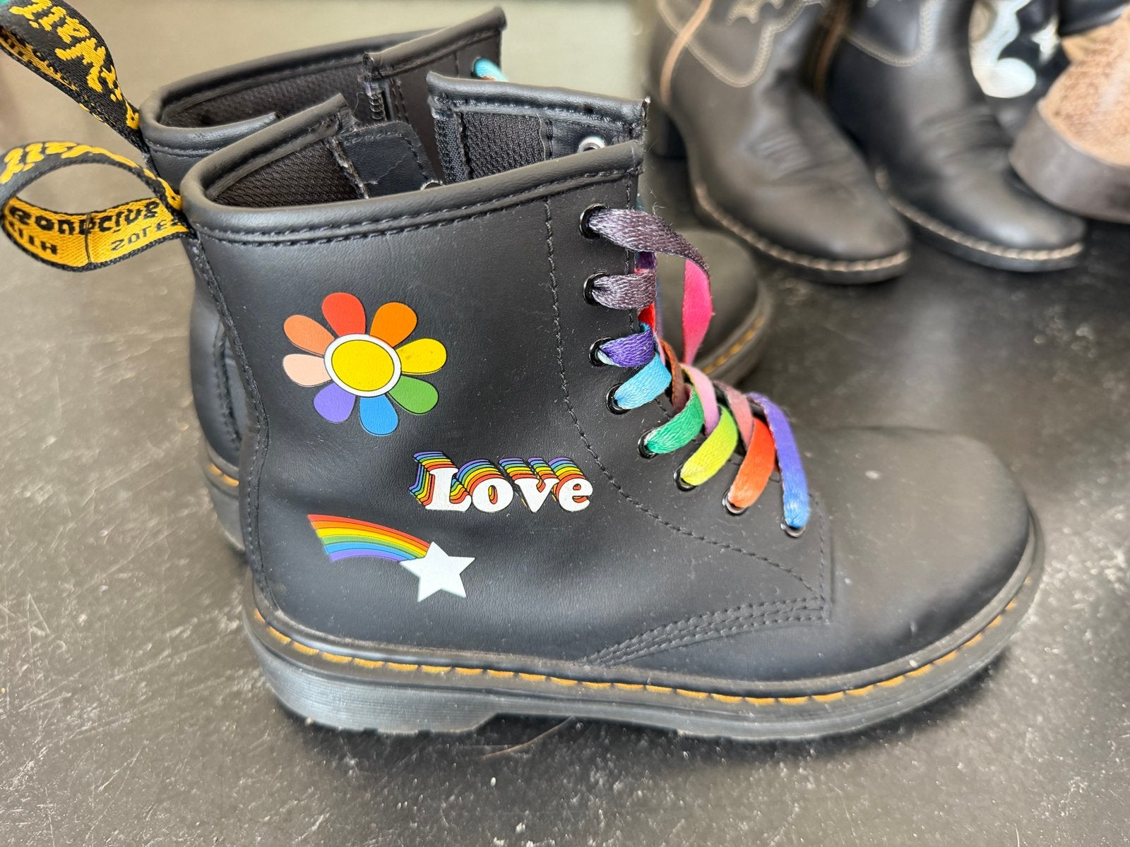 Dr. Martens Junior Laarzen Maat 34 Zo Goed Als Nieuw, Ophalen of Verzenden, Zo goed als nieuw, Jongen of Meisje, Laarzen