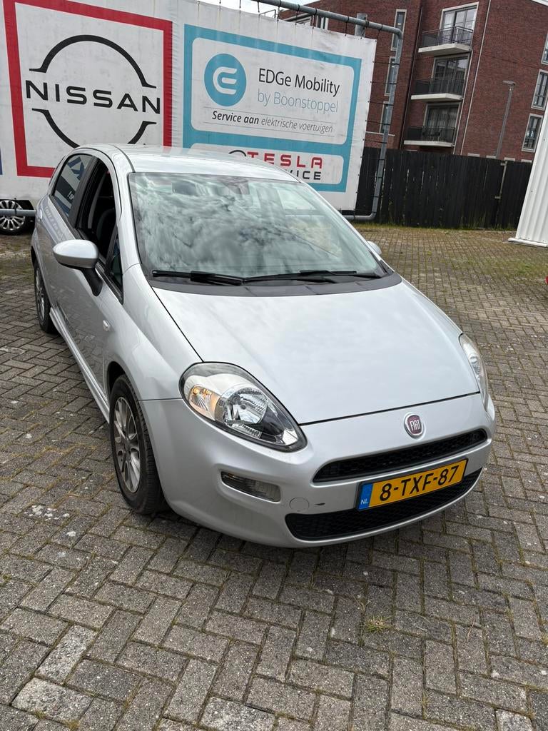 Fiat Punto 0.9 Twinair 74KW 5DR 2014 Grijs, Voorwielaandrijving, 100 pk, 49 €/maand, Origineel Nederlands