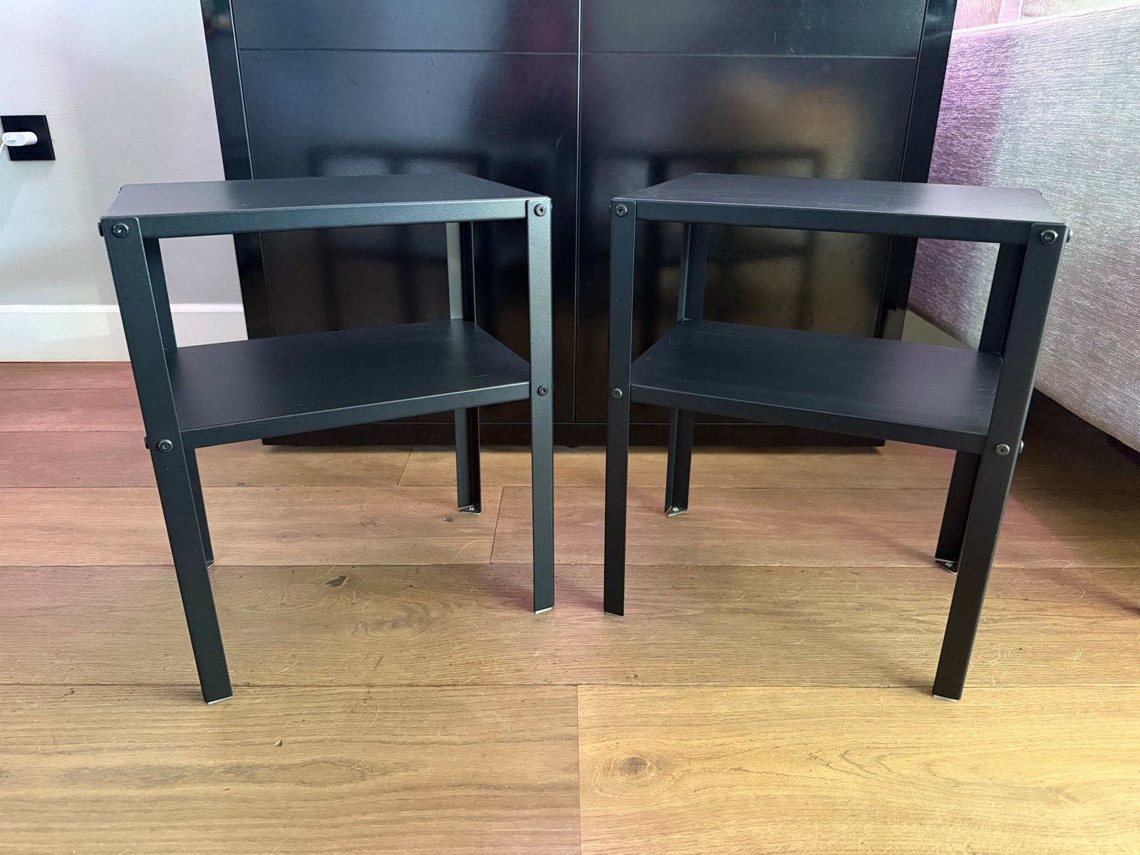 IKEA KNARREVIK Nachtkastje, zwart - 2 stuks, Ophalen, Gebruikt, Minder dan 45 cm, Metaal of Aluminium