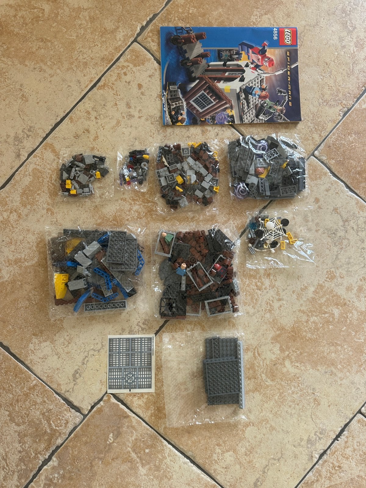 Lego 4856: Spider-man Doc Ock’s hideout, Ophalen of Verzenden, Zo goed als nieuw