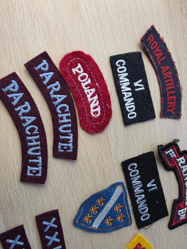 Lotje emblemen 3., Ophalen of Verzenden, Engeland, Embleem of Badge