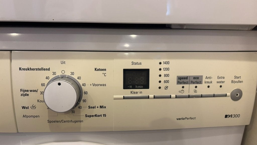 Wasmachine, Ophalen, 1200 tot 1600 toeren, Gebruikt, 4 tot 6 kg