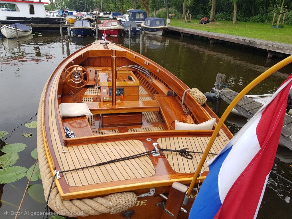 Scherpelvlet, strak in de lak, Watersport en Boten, Gebruikt, Binnenboordmotor, Vlet, Antifouling