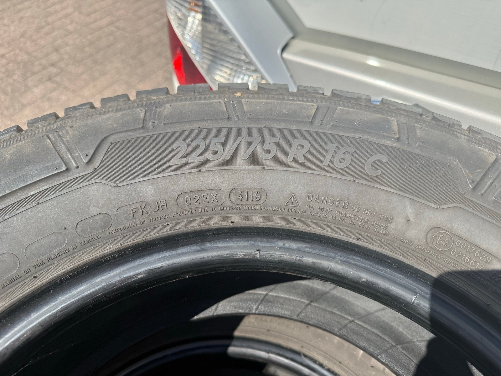 Michelin Agilis CrossClimate 225/75 R16 C All Season, Ophalen, 16 inch, All Season, Band(en)
