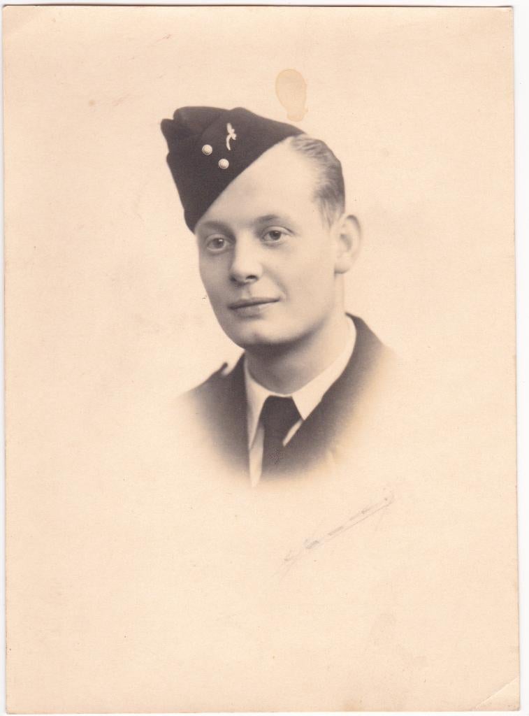Grote Foto Franse Luchtmacht WO2 - Calot met Vleugel, Verzamelen, Militaria | Algemeen, Luchtmacht, Foto of Poster, Overige gebieden
