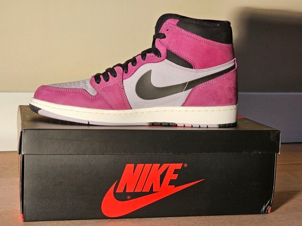 Jordan 1 High Element Gore-Tex Berry (US 10 - EU 44), Ophalen, Overige kleuren, Nieuw, Sneakers of Gympen