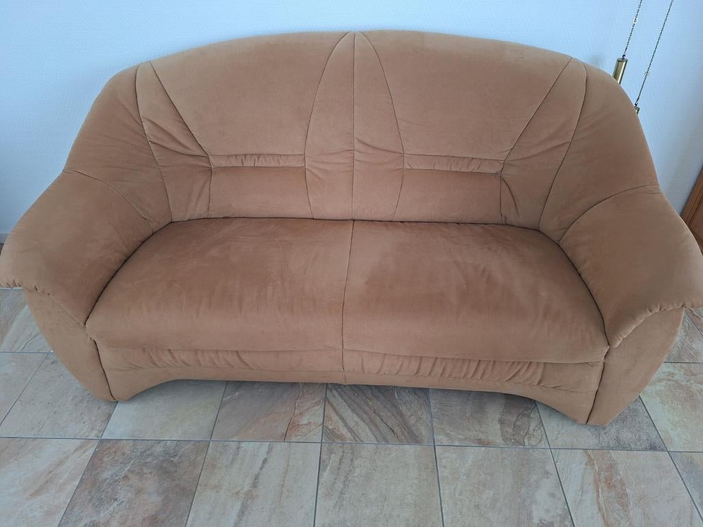 Comfortabele 2-zits bank in beige stof, Ophalen, Gebruikt, 150 tot 200 cm, Tweepersoons