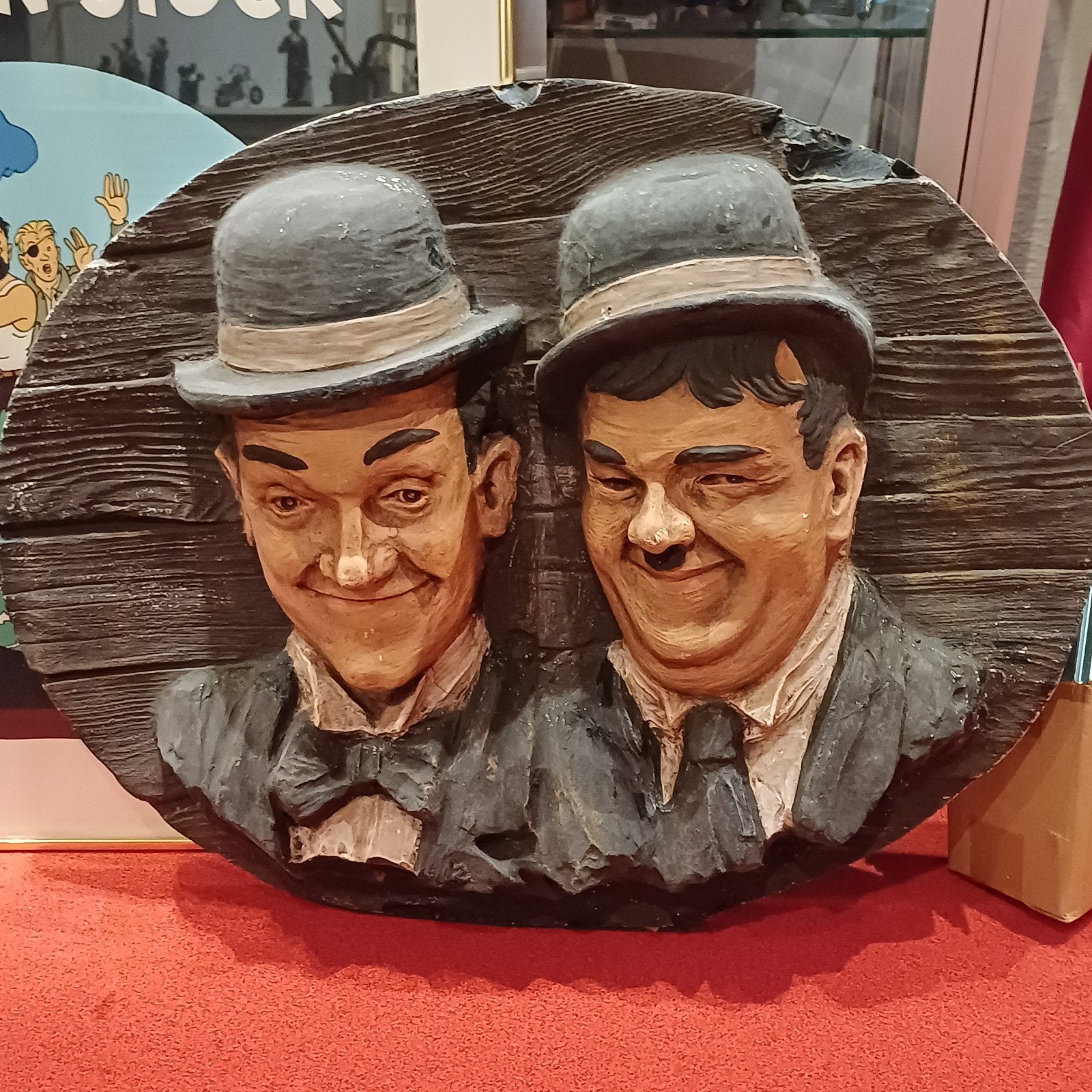 Laurel en Hardy wand bord., Ophalen, Gebruikt, Mens