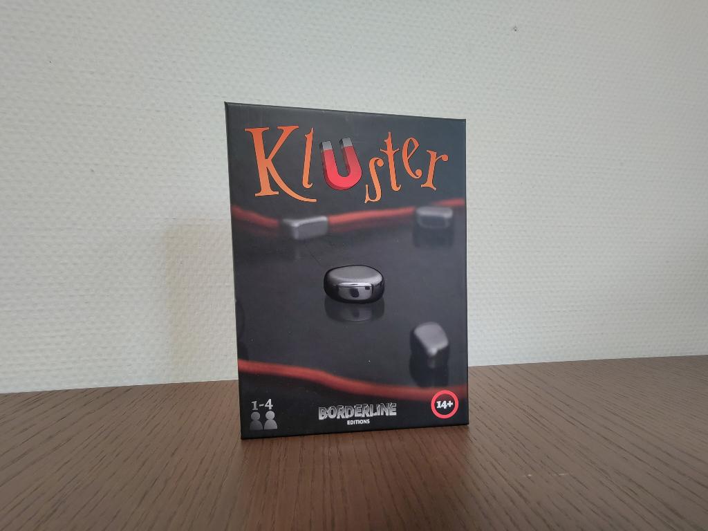 Kluster (spel met magneten), Een of twee spelers, Ophalen of Verzenden, Zo goed als nieuw