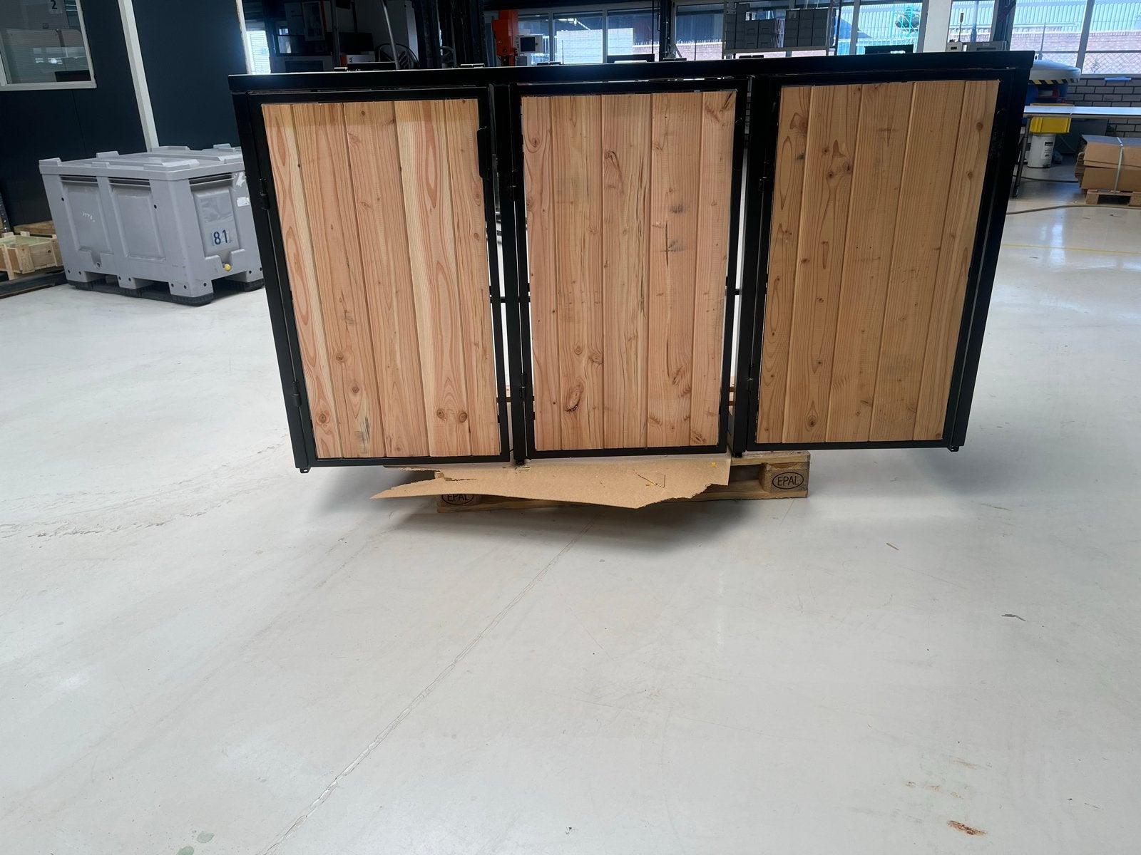 Kliko ombouw staal en Douglas hout - 3 containers, Ophalen, Nieuw