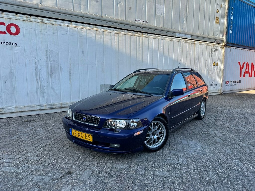 Volvo V40 2.0T | 2003 | APK 29-01-2027|Leer|Airco|Trekhaak, 4 cilinders, Blauw, 163 pk, Stationwagon