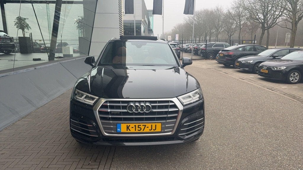 Audi Q5 50 TFSI e quattro S edition 299 PK | S-line | Panora, Auto's, Audi, 12 maanden, 4 cilinders, Leder en Stof, Zwart
