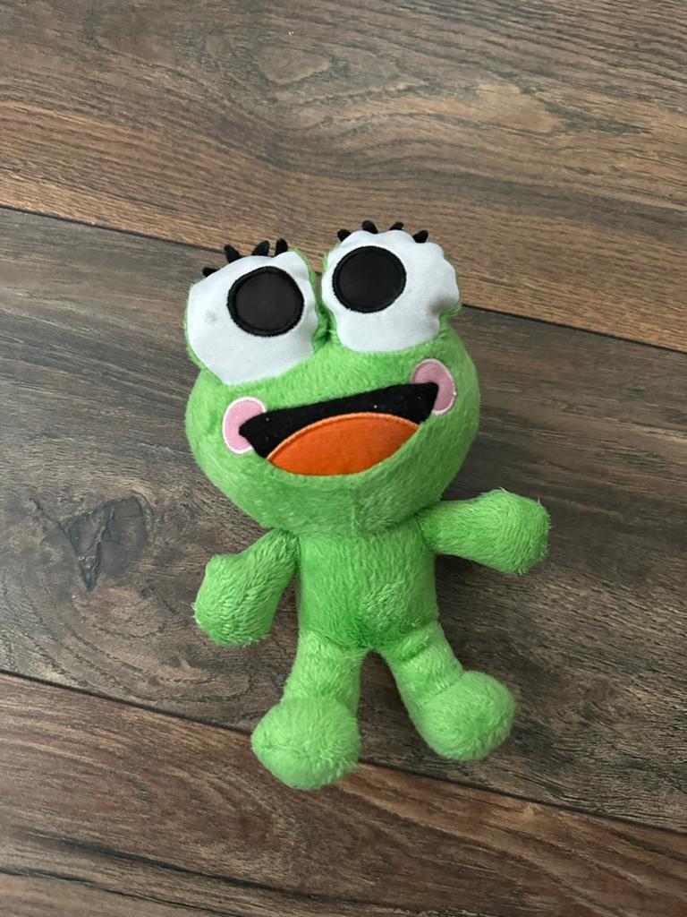 Groene knuffel met grote kikker ogen, Ophalen of Verzenden, Zo goed als nieuw, Groen, Kikker